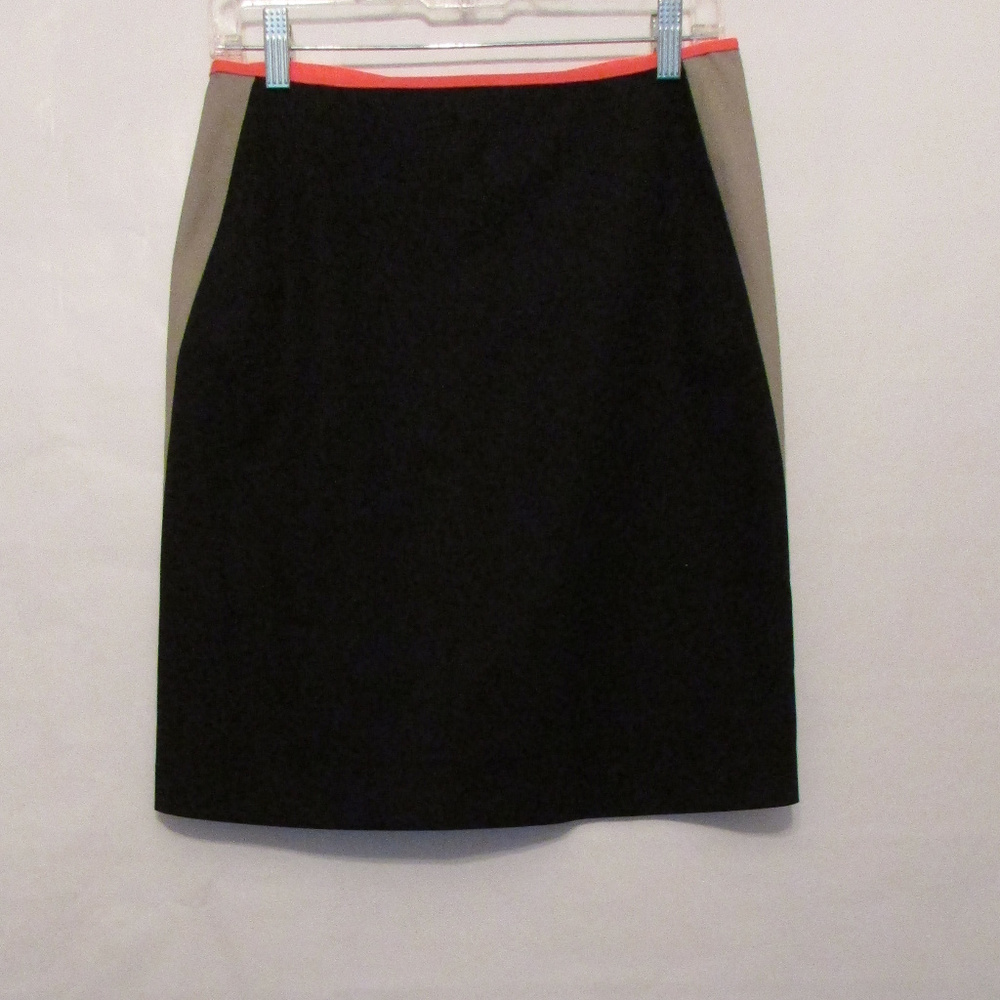 T Tahari Color-Block Knee Length Skirt